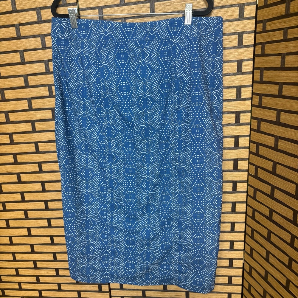 Ripskirt Blue And White Skirt Size‎ Large